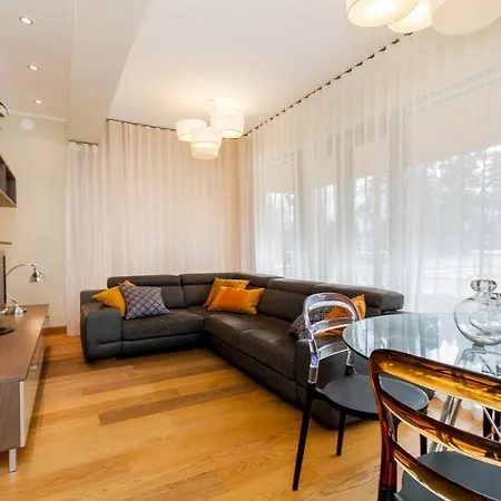 Saules Club Apartament *